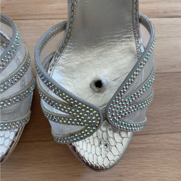 $1350 stunning Le Silla rhinestone heels platform sandals mesh crystal silver - Picture 3 of 7